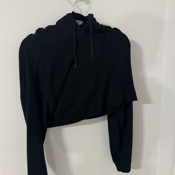 Black cropped sweater - Picture 1 of 1